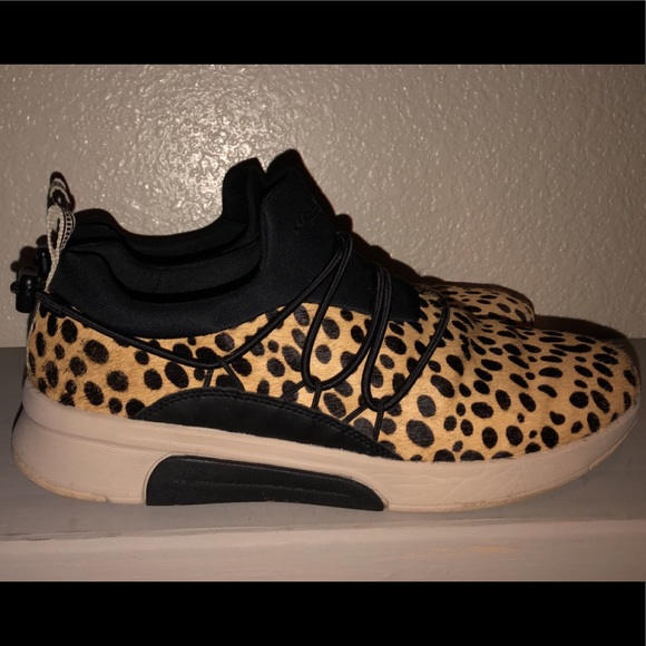 leopard print tennis shoes